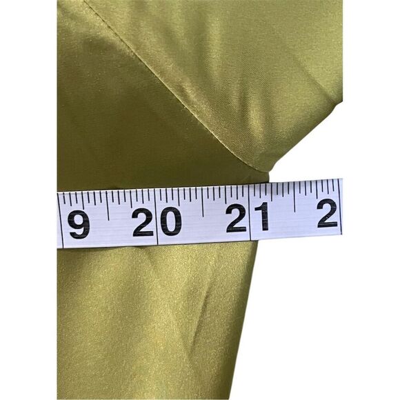 Chic Trendy Satin V-Neck Green Blouse Long Balloon Sleeve Casual Top Party - Picture 7 of 9